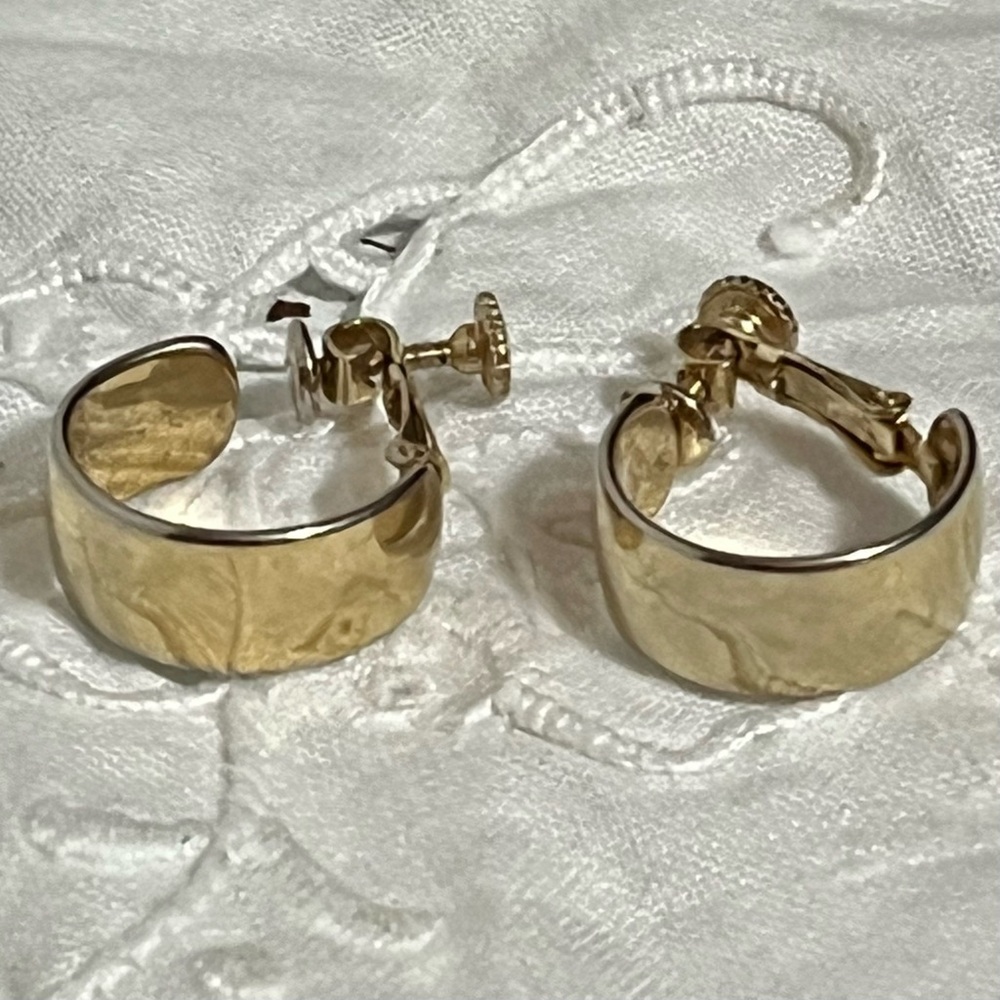 Napier GoldPlated Wide Hoop Earrings Combo ClipOn Screwback 5/8" Long 1/4" Wide